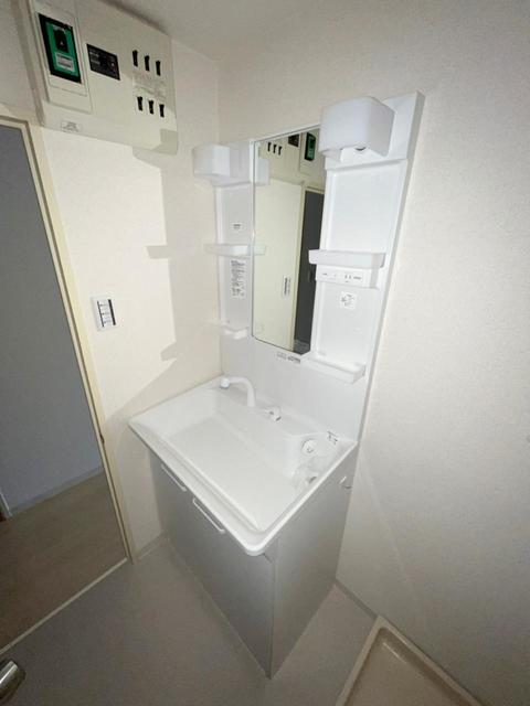 洗面設備　別部屋同タイプ