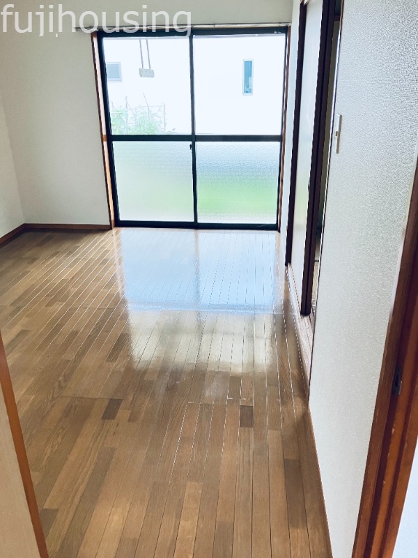 その他部屋・スペース　洋室６帖　２面採光