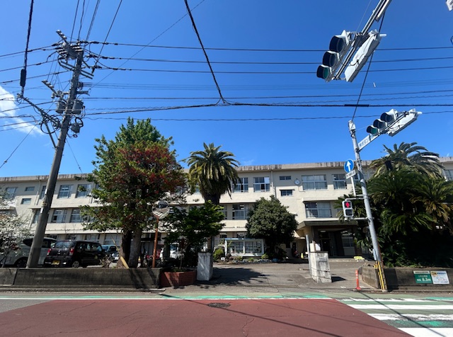 小学校　宮崎市立大宮小学校（小学校）まで1661m