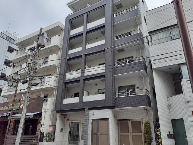 建物外観　鉄筋コンクリート造り♪