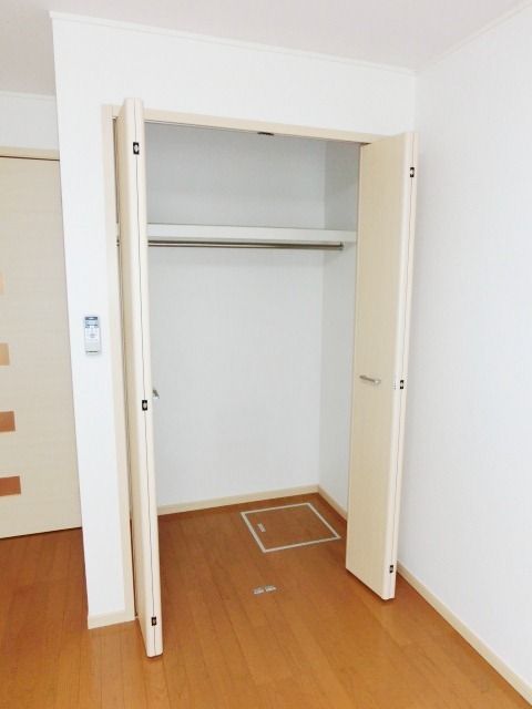 収納　クローゼット