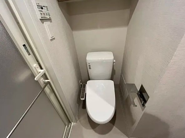 トイレ　シンプルで使いやすいトイレです