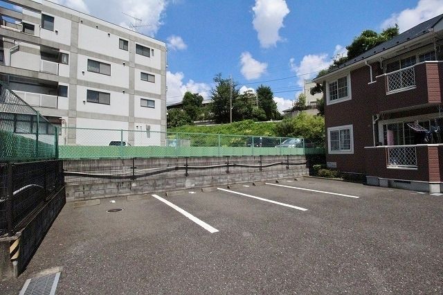 駐車場　★お問い合わせはタウンハウジング聖蹟桜ヶ丘店まで★