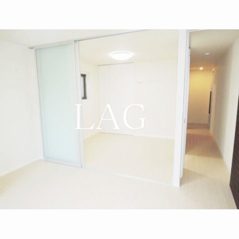 居室・リビング　洋室のお部屋です。