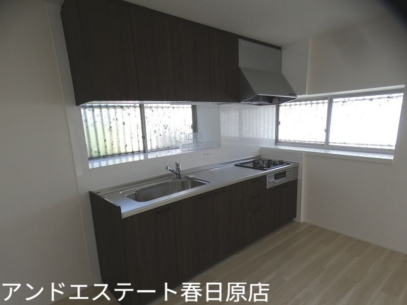 キッチン　３口のシステムキッチン