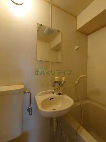 洗面設備　別部屋参考写真となります。