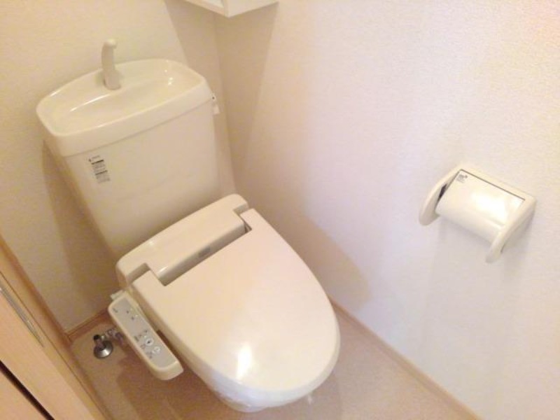 トイレ　図面と現状に相違がある場合には現状を優先
