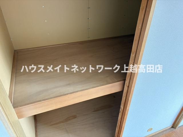 収納　押入れ