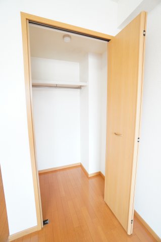 収納　※同物件・反転タイプの写真です。