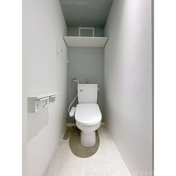 トイレ　※弊社企画物件の参考写真です。