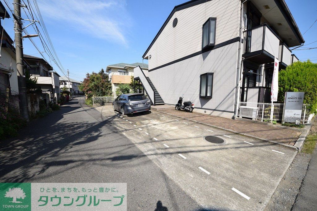 駐車場　駐車場