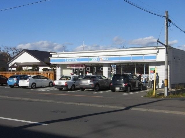 コンビニ　ローソン 釧路緑ヶ岡店（コンビニ）まで570m