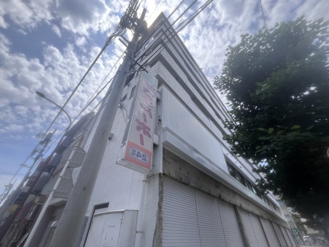 建物外観　横須賀中央駅のマンション街にございます！