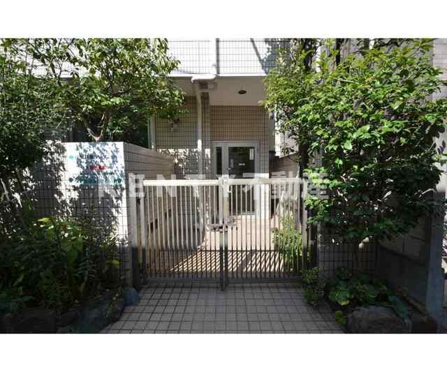 エントランス　建物の内部です