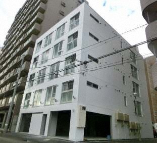 建物外観　エアコン付きマンション！
