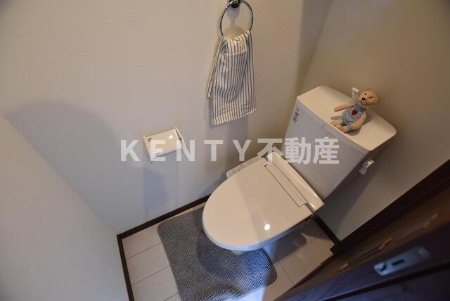 トイレ　落ち着いたトイレです