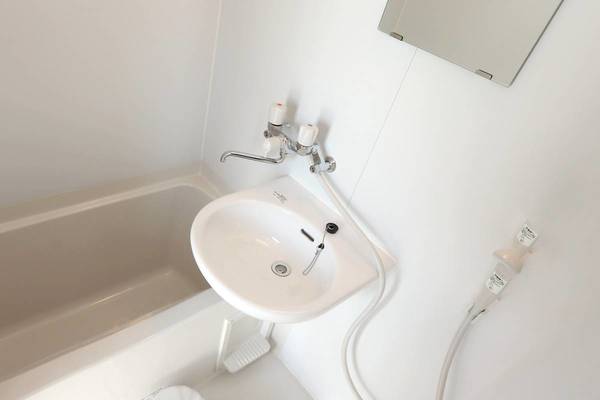 洗面設備　モデルルームの写真です