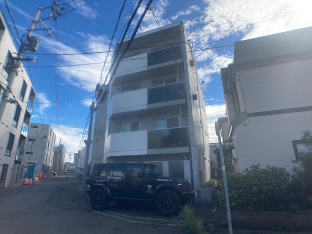 建物外観　札幌市北区麻生町「ルナポーザ」
