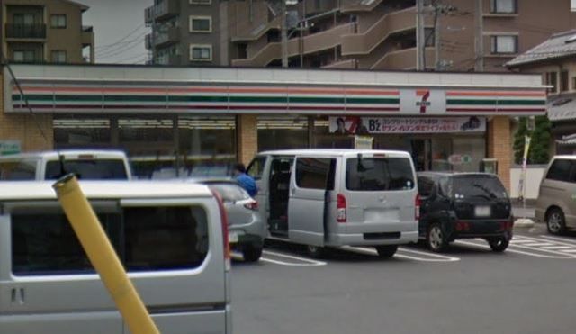 コンビニ　セブンイレブン浦和内谷4丁目店（コンビニ）まで610m