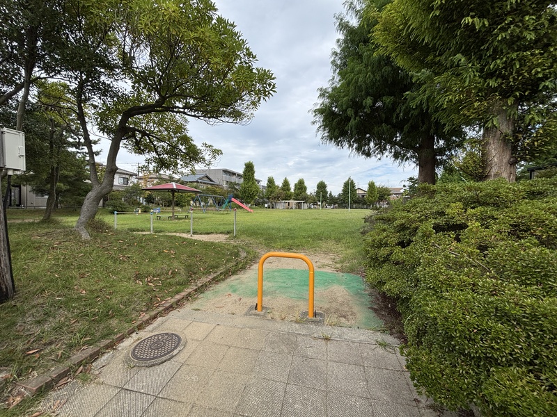 公園　寺尾あけぼの公園（公園）まで400m