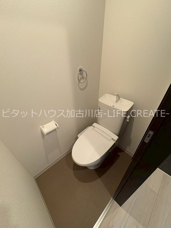 トイレ　写真は101