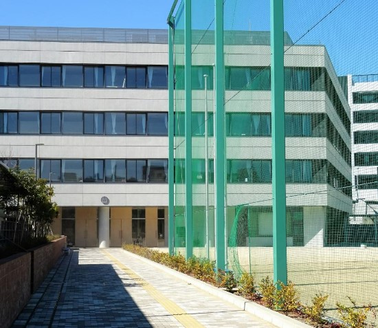 中学校　練馬区立豊玉第二中学校（中学校）まで524m