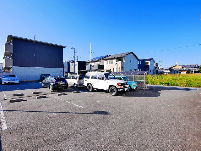 駐車場　駐車場があります