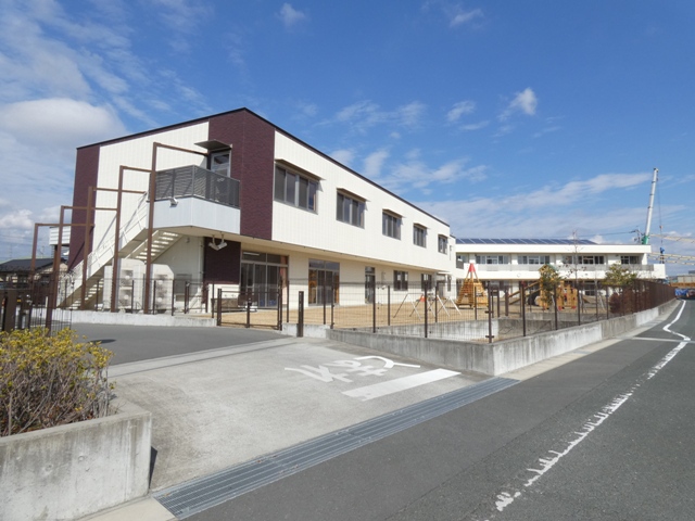 幼稚園・保育園　一葉会 遊歩の丘はまな保育園（幼稚園・保育園）まで36m