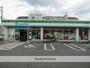 コンビニ　ファミリーマート（コンビニ）まで343m