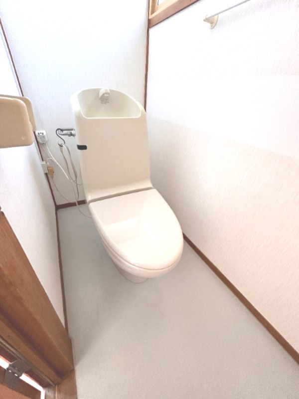 トイレ　トイレ