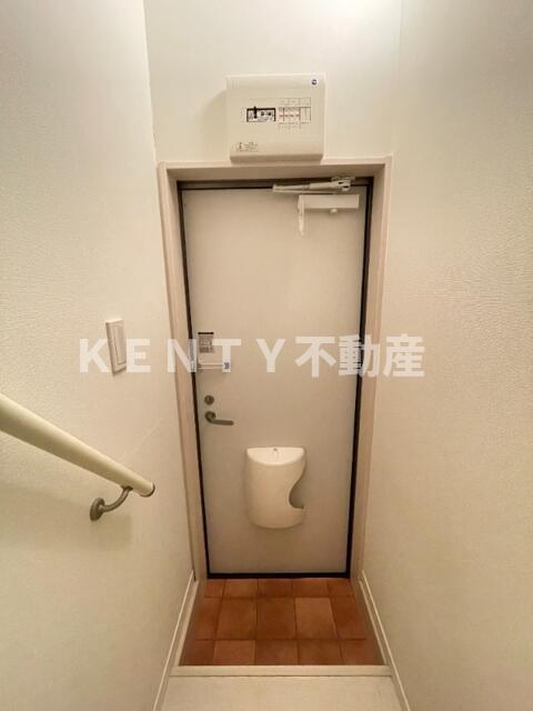 玄関　落ち着いた玄関です