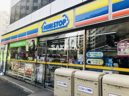 コンビニ　ミニストップ 関内店（コンビニ）まで98m