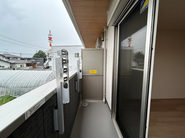 バルコニー　※同じメーカーの参考画像です