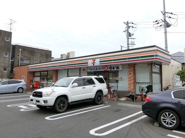 コンビニ　セブンイレブン藤沢鵠沼海岸５丁目店（コンビニ）まで150m