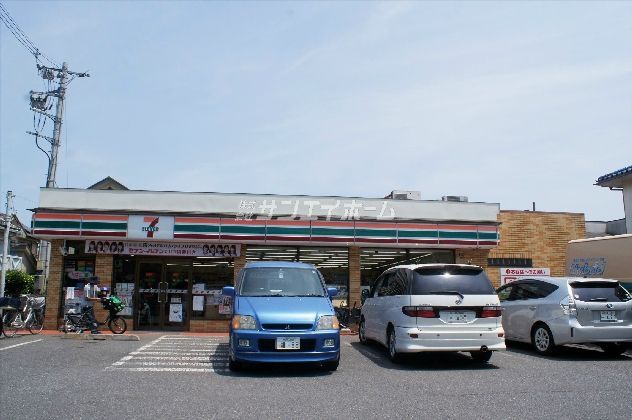 コンビニ　セブンイレブン 所沢航空公園前店（コンビニ）まで576m