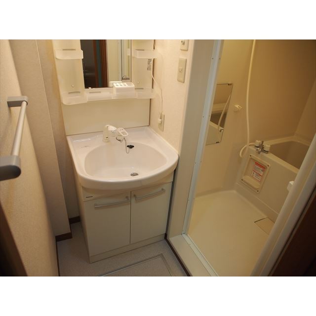 洗面設備　別部屋イメージ写真