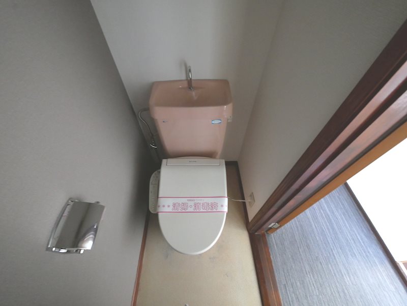 トイレ　トイレ