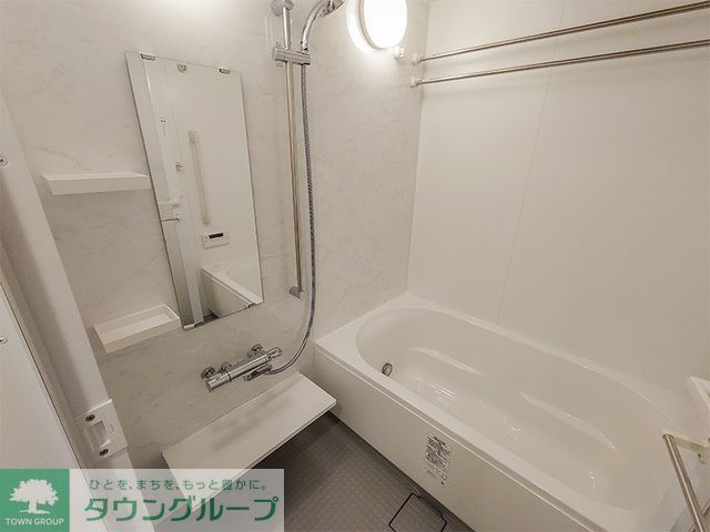 バス・シャワールーム　※写真は同タイプ住戸です。