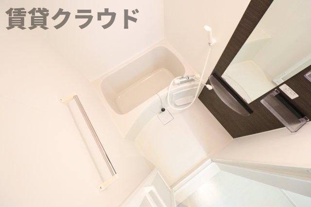 バス・シャワールーム　お風呂で日々の疲れを落としましょう