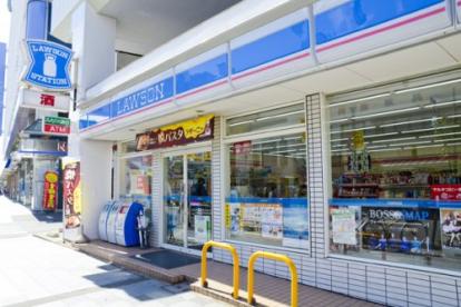コンビニ　ローソン 西区新町一丁目店（コンビニ）まで191m