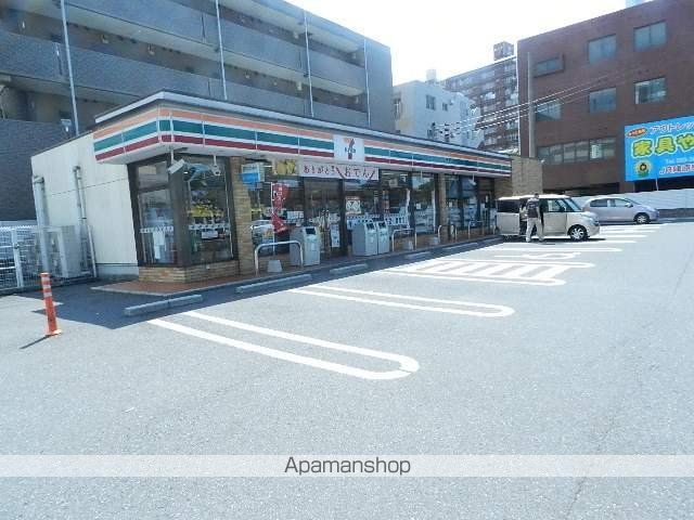 コンビニ　セブンイレブン八幡筒井町店（コンビニ）まで408m