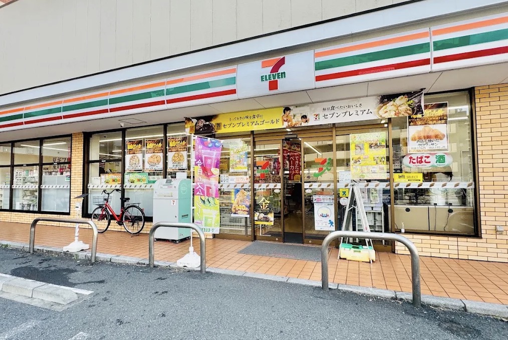 コンビニ　セブンイレブン江東木場3丁目店（コンビニ）まで118m