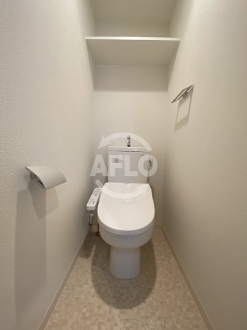 トイレ　アプリーレ中之島　温水洗浄便座