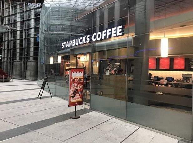 飲食店　スターバックスコーヒー 中之島三井ビル店（飲食店）まで575m