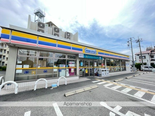 コンビニ　ミニストップ尼崎口田中店（コンビニ）まで256m