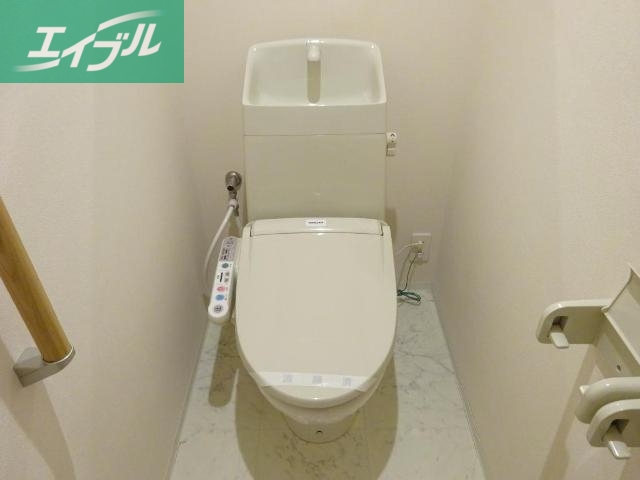 トイレ　シャワー付トイレ