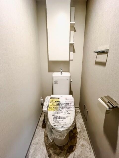 トイレ　※写真は同タイプ住戸です。