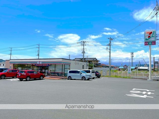 コンビニ　セブン－イレブン三島安久店（コンビニ）まで574m