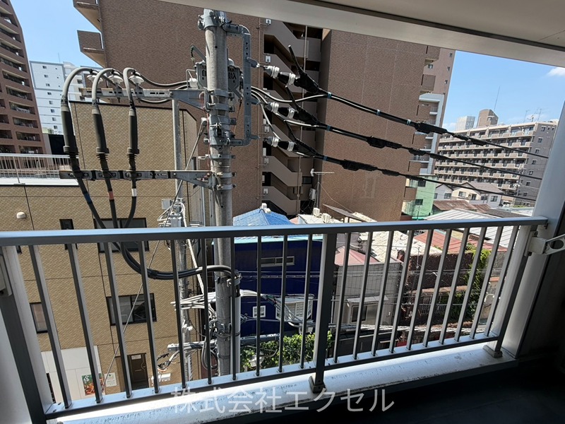 バルコニー　同建物の別部屋の写真