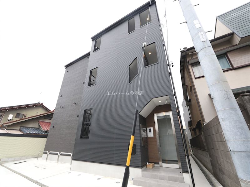 建物外観　外観　オートロックTVモニターホン宅配BOX完備